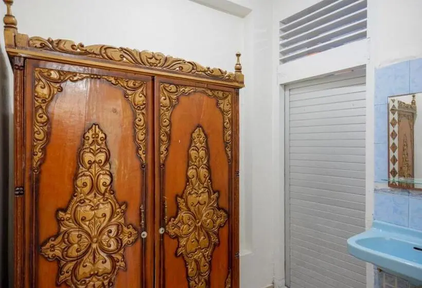 Deluxe-huone, Reddoorz Plus Syariah At Alam Raya