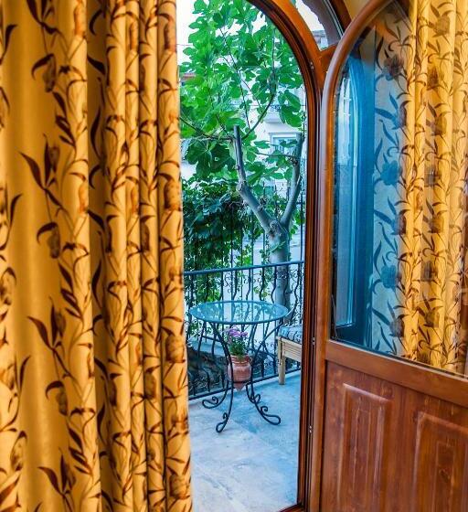 اتاق لوکس سه تخته, Vila Eden Boutique