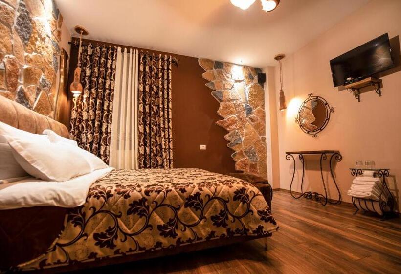 اتاق سوپریور چهار تخته, Vila Eden Boutique
