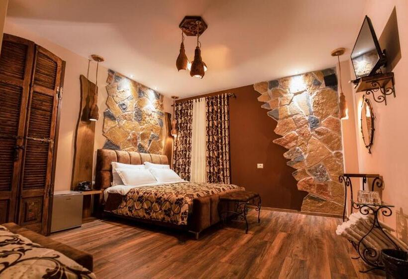 اتاق سوپریور چهار تخته, Vila Eden Boutique