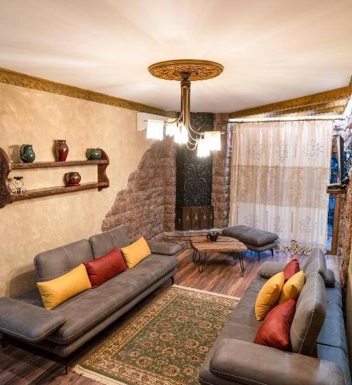 سوئیت پرزیدنت, Vila Eden Boutique