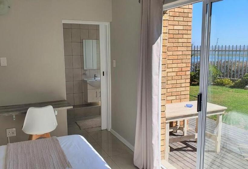 스탠다드 룸 바다 전망, Kelzane Guesthouse