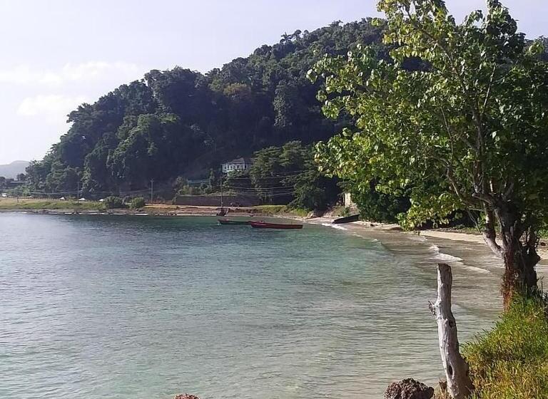 Standard Tent, Port Antonio Brian S Beach House