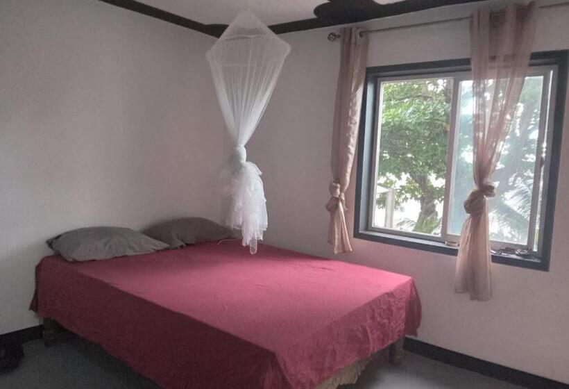 オーシャンビューデラックスルームバルコニー付き, Port Antonio Brian S Beach House