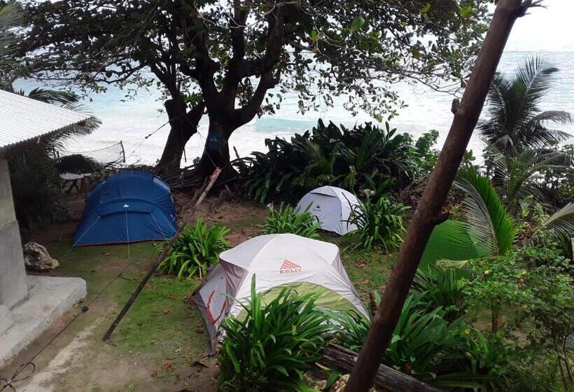 Standard Tent, Port Antonio Brian S Beach House