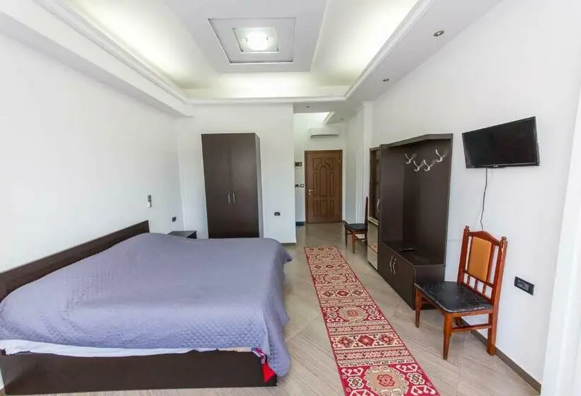 اتاق استاندارد, Ajka