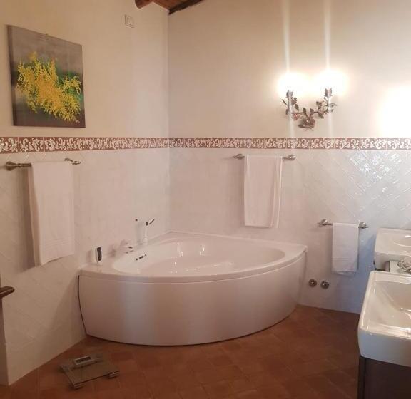 Полулюкс Одноместный с Террасой, Casale La Meridiana