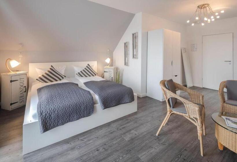 Deluxe room with river view, Gästehaus Von Herzen