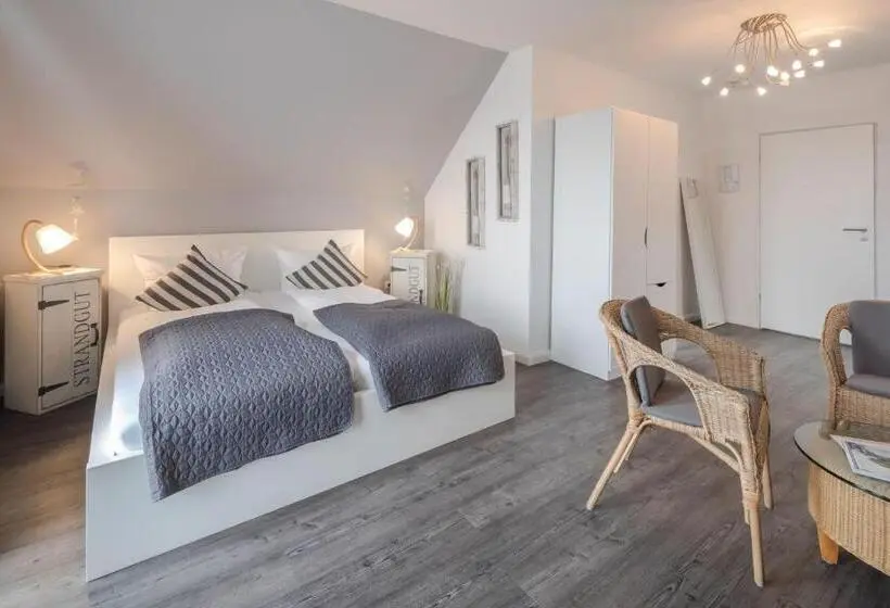 Deluxe room with river view, Gästehaus Von Herzen