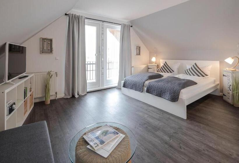 Deluxe room with river view, Gästehaus Von Herzen