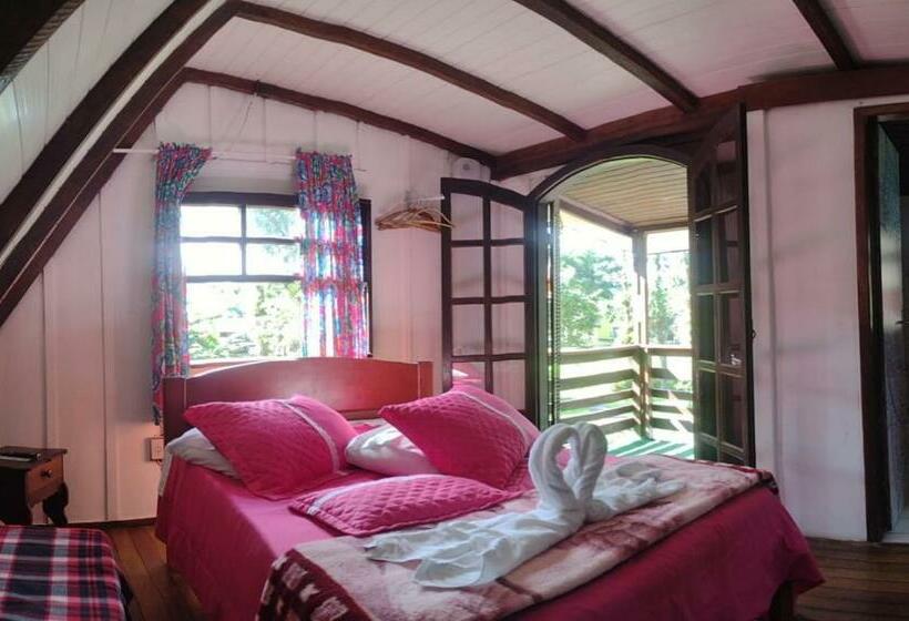 בקתת חדר, Pousada E Restaurante Dona Siroba