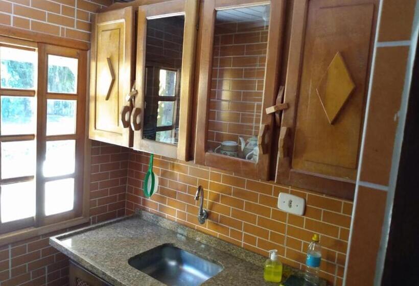 בקתת חדר, Pousada E Restaurante Dona Siroba