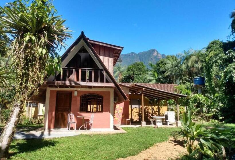 샬레, Pousada E Restaurante Dona Siroba