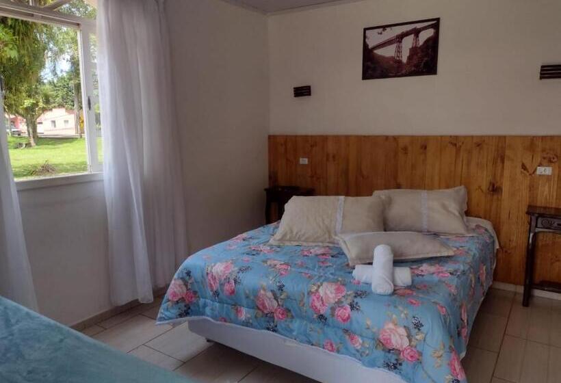 חדר סטנדרט לשלושה, Pousada E Restaurante Dona Siroba