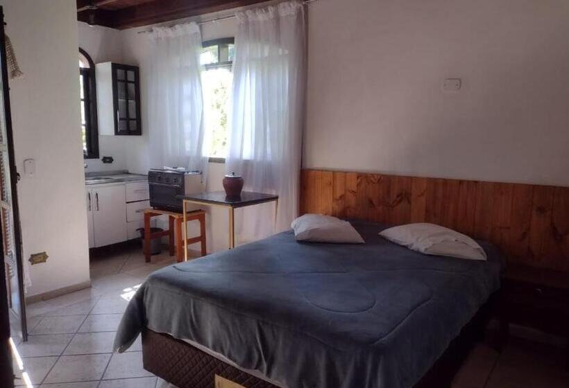 בקתת חדר, Pousada E Restaurante Dona Siroba