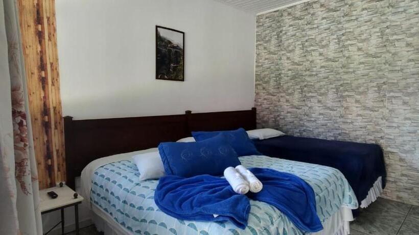 חדר סטנדרט לשלושה, Pousada E Restaurante Dona Siroba