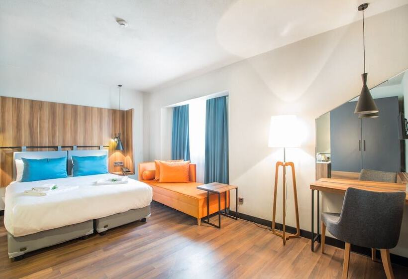 디럭스 룸, Signature Hotels & Spa