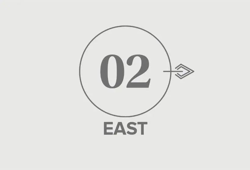 ２ベッドルームアパートメント, Going Triple A Apartments East