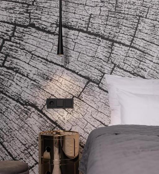 Апартаменты 1 Спальня с Террасой, Going Triple A Apartments East