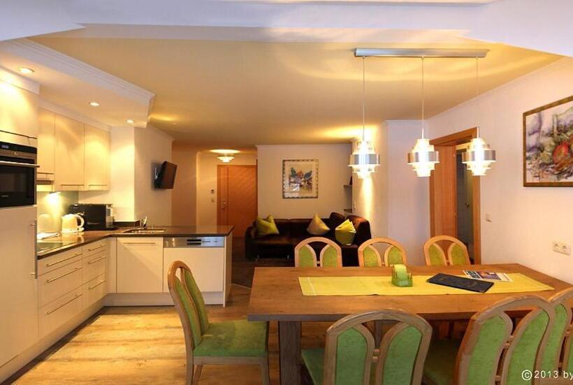 침실 3개 아파트, Vogt