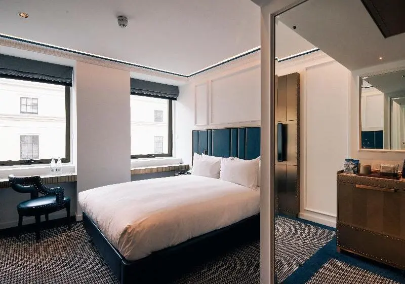 スーペリアールーム, Page8, Page Hotels