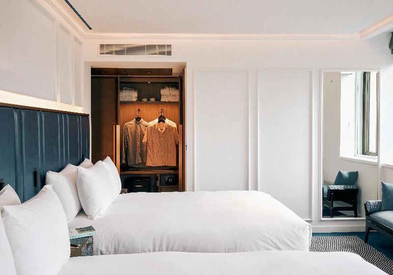 家庭间, Page8, Page Hotels