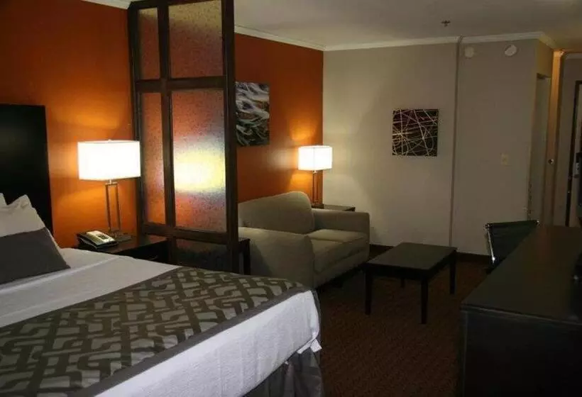キングサイズベッドのスイートルーム, Best Western Plus Lubbock Windsor Inn