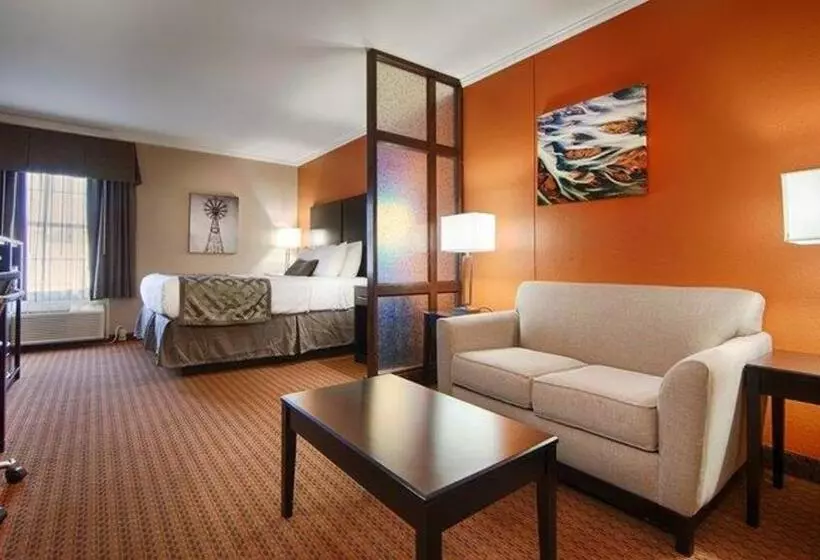 キングサイズベッドのスイートルーム, Best Western Plus Lubbock Windsor Inn