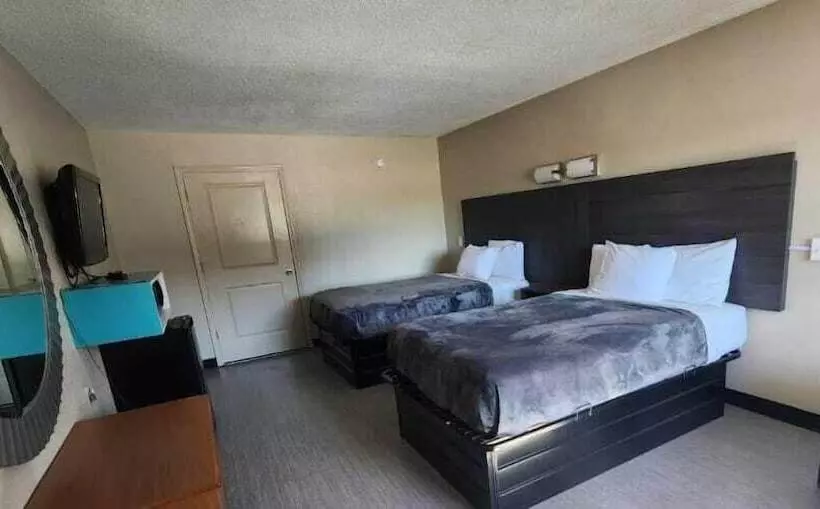 スタンダードルーム, Executive Inn