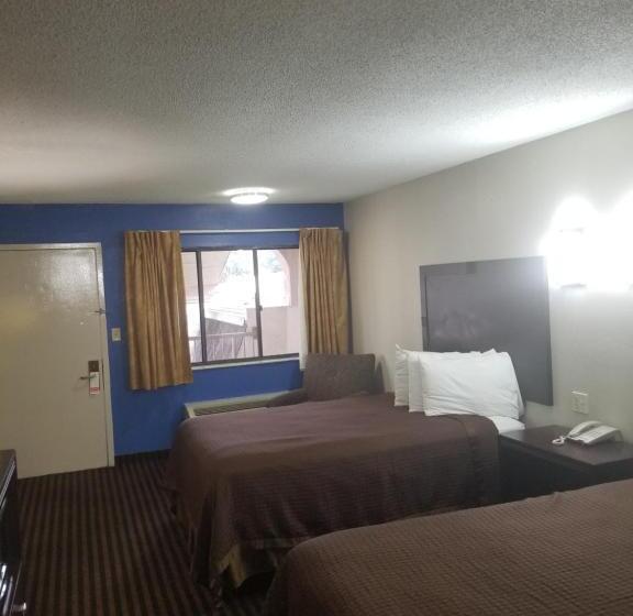 Номер Стандарт, Executive Inn