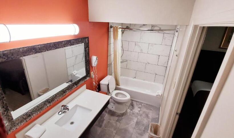 Стандартный Номер Кровать Кинг, Executive Inn