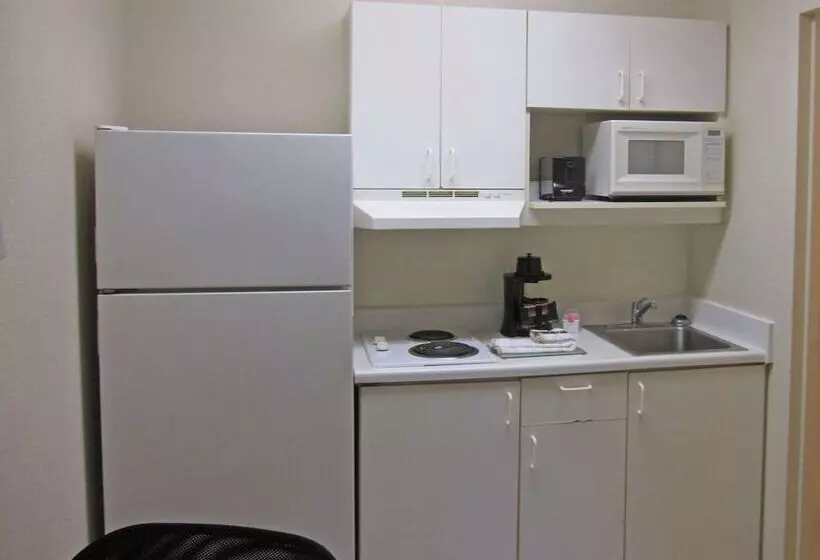 スタンダードスタジオ, Extended Stay America Select Suites  Nashville  Airport