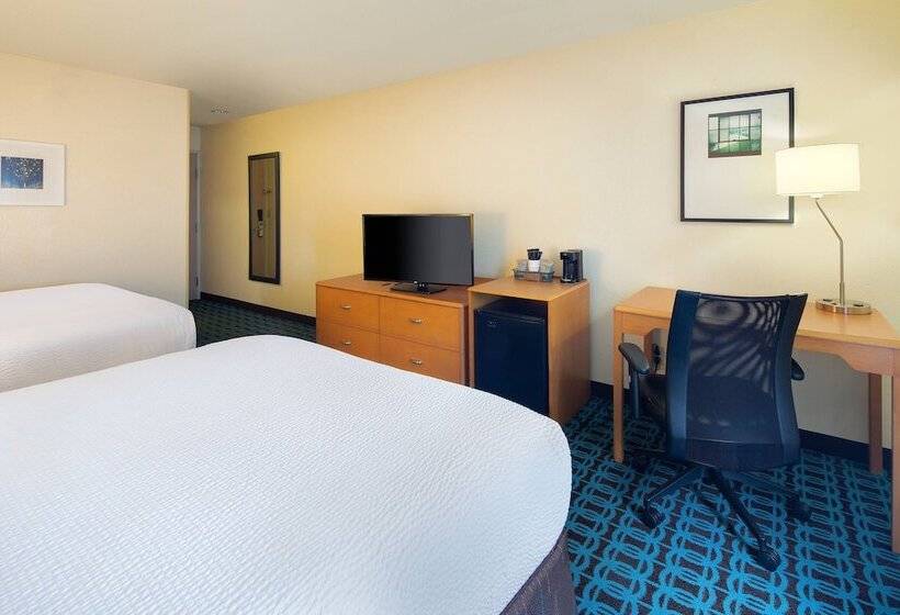 Standaardkamer met 2 Tweepersoonsbedden, Fairfield Inn & Suites Indianapolis Airport