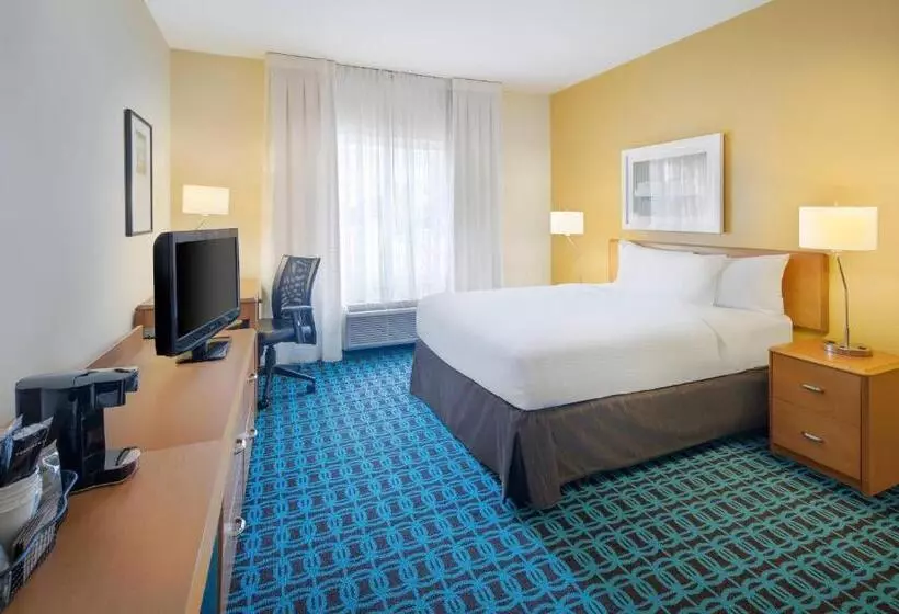 Standard-huone, Fairfield Inn & Suites Indianapolis Airport