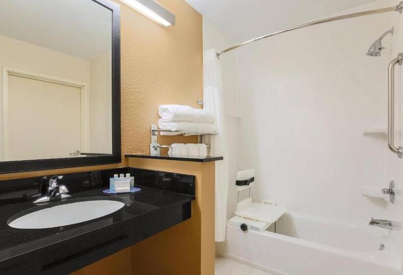 キングサイドベッドのスタンダードワンルーム, Fairfield Inn & Suites Houston Humble