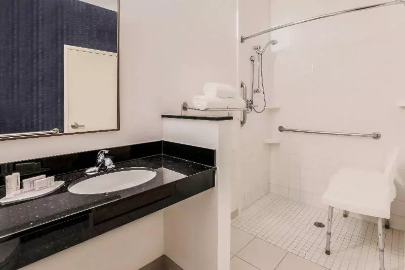اتاق استاندارد با تخت بزرگ, Fairfield Inn & Suites Houston Westchase