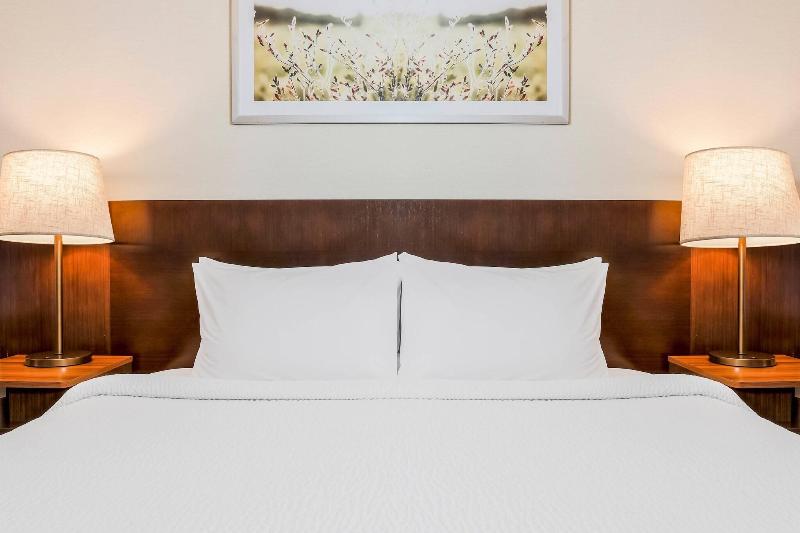 חדר סטנדרט עם מיטת קינג, Fairfield Inn & Suites Houston Westchase