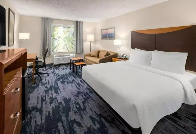 キングサイズベッドのエクゼクティブルーム, Fairfield Inn & Suites Portland West Beaverton