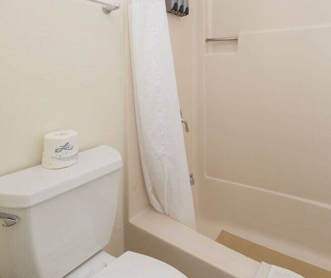 Номер Стандарт Двуспальная Кровать, Inn By The Bay Monterey