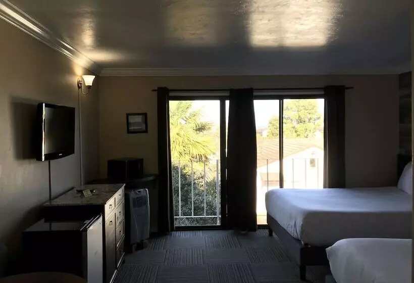 Deluxe-huone, Inn By The Bay Monterey