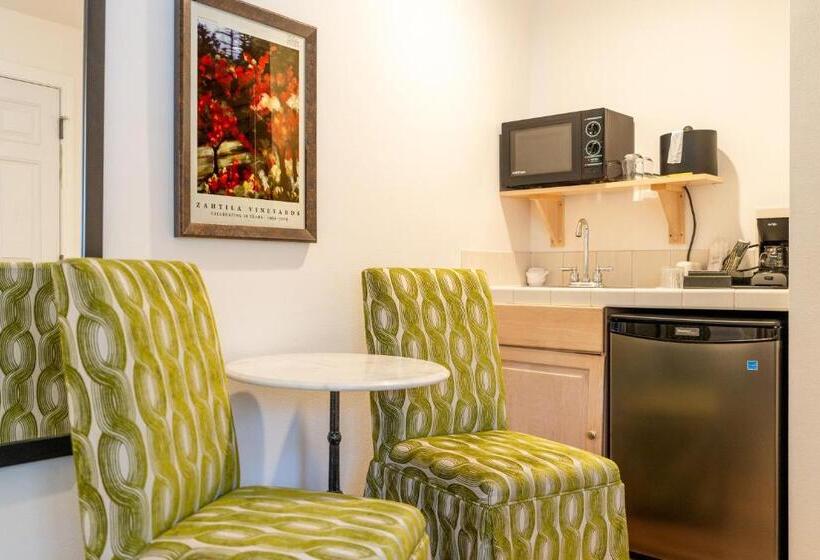 Номер Deluxe Кровать Кинг, The Inn On Pine