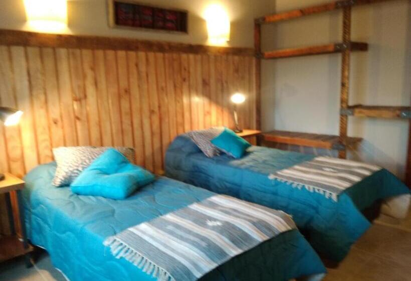 غرفة قياسية, Hostal El Korú