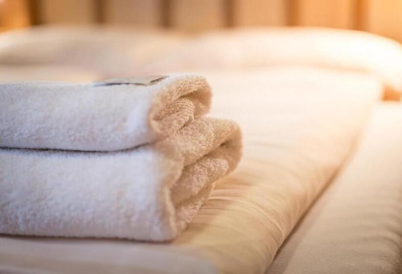 标准间, Penzion A Vinařství U Vrbů