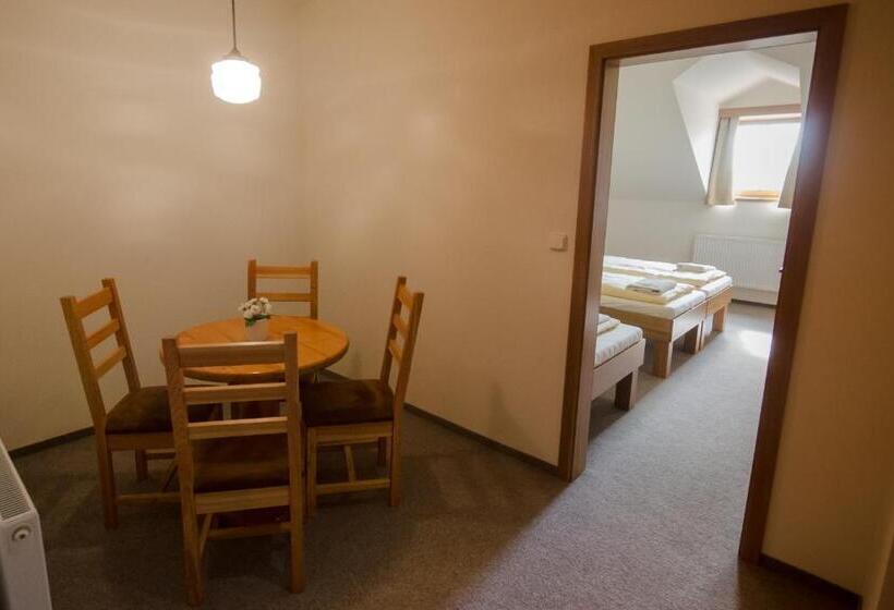 带2个卧室的公寓, Penzion A Vinařství U Vrbů