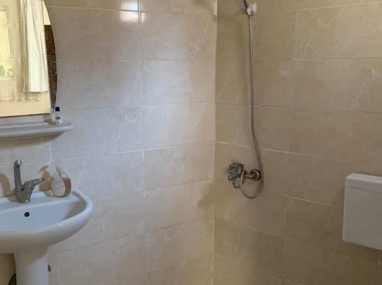 اتاق استاندارد با بالکن, Ozenturku