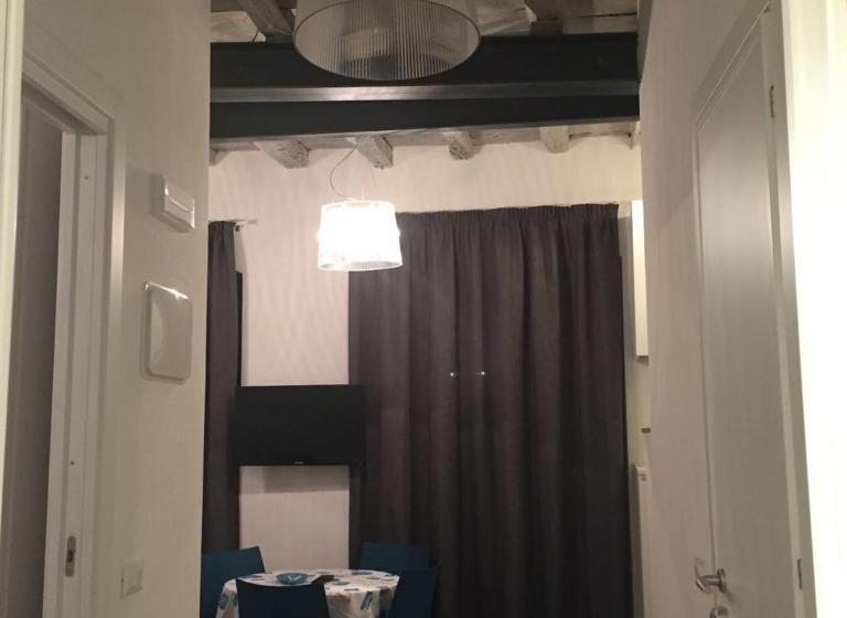 آپارتمان 1 خوابه, Camere Nicolina 2