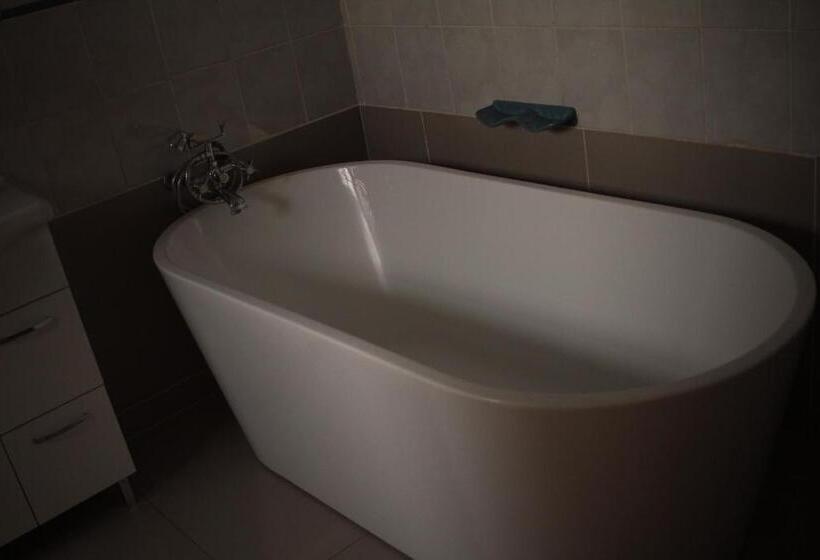 اتاق لوکس, Triple Palms Bed And Breakfast