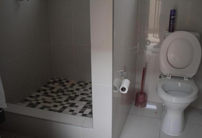 اتاق استاندارد, Triple Palms Bed And Breakfast