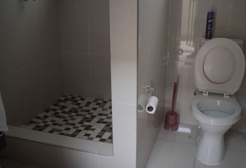 اتاق استاندارد, Triple Palms Bed And Breakfast