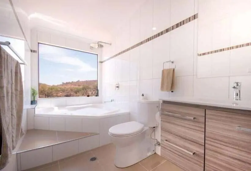 کلبه دلوکس, Broken Hill Outback Resort